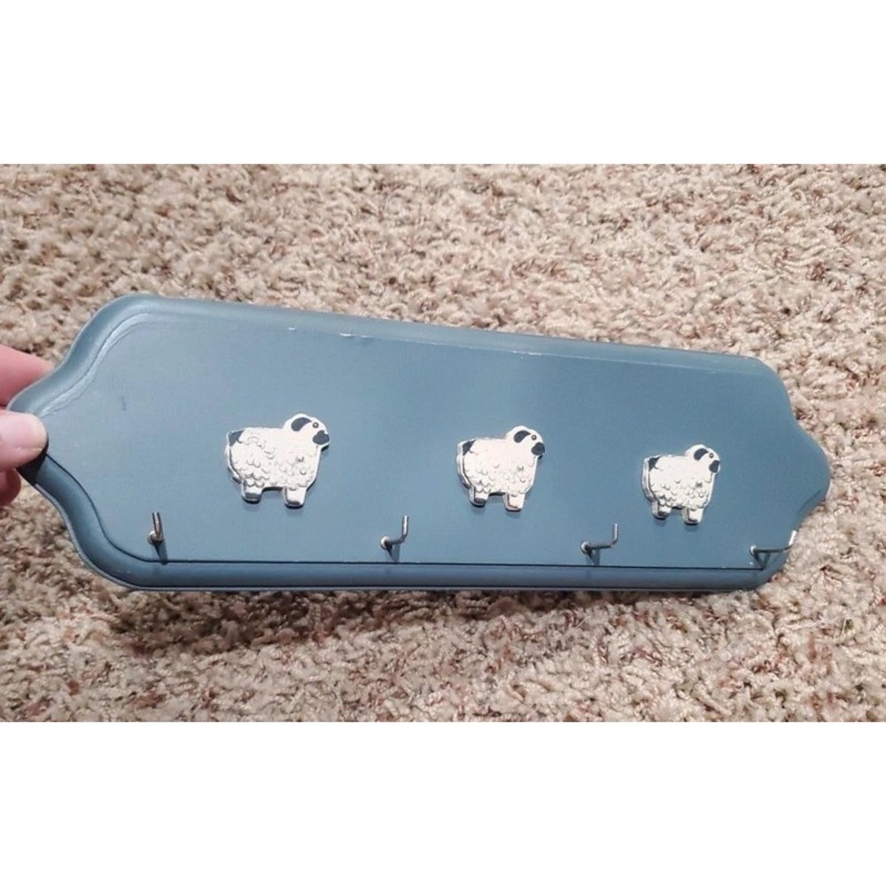 Vintage Farmhouse Sheep Key Rack Wall Mount Blue Wood 4 Hook Entryway Decor